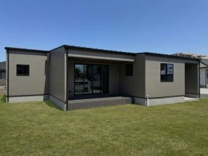 西都市右松｢家族団らんを楽しむインナーテラスのある家｣